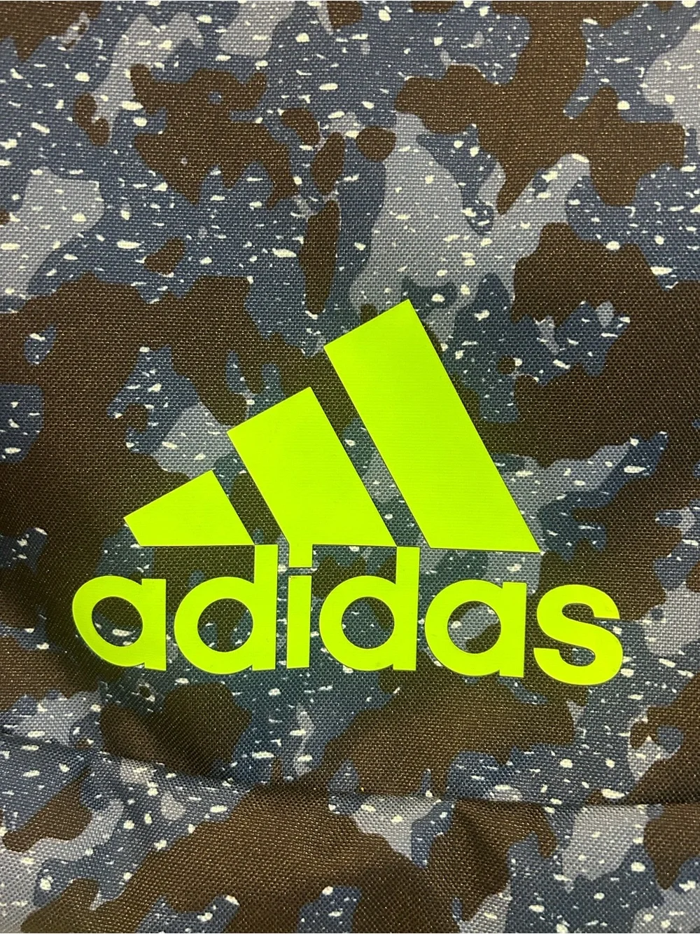 adidas features eye
